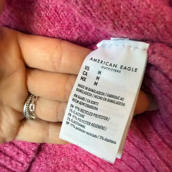 American Eagle Outfitters Pink Crew Neck Sweater size medium - Picture 2 of 6